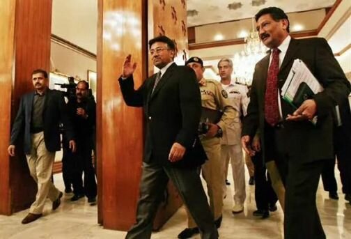 Snubbed Musharraf Says To Aafia Family: ‘I Am Innocent’